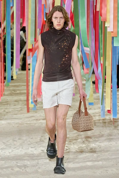 Look 6